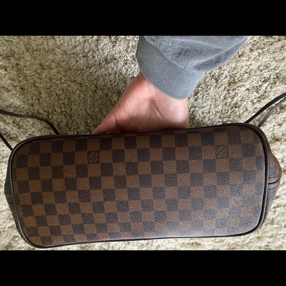 Checkered Tote - Picture 3 of 6